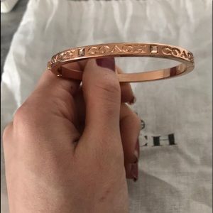 NWOT Coach Stone Bangle Rose Gold 🥀